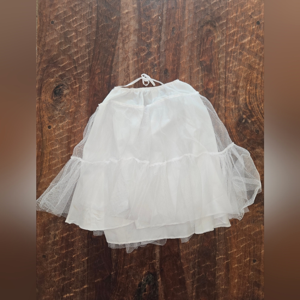 3 Piece Little Red Riding Costume - Picture 4 of 5